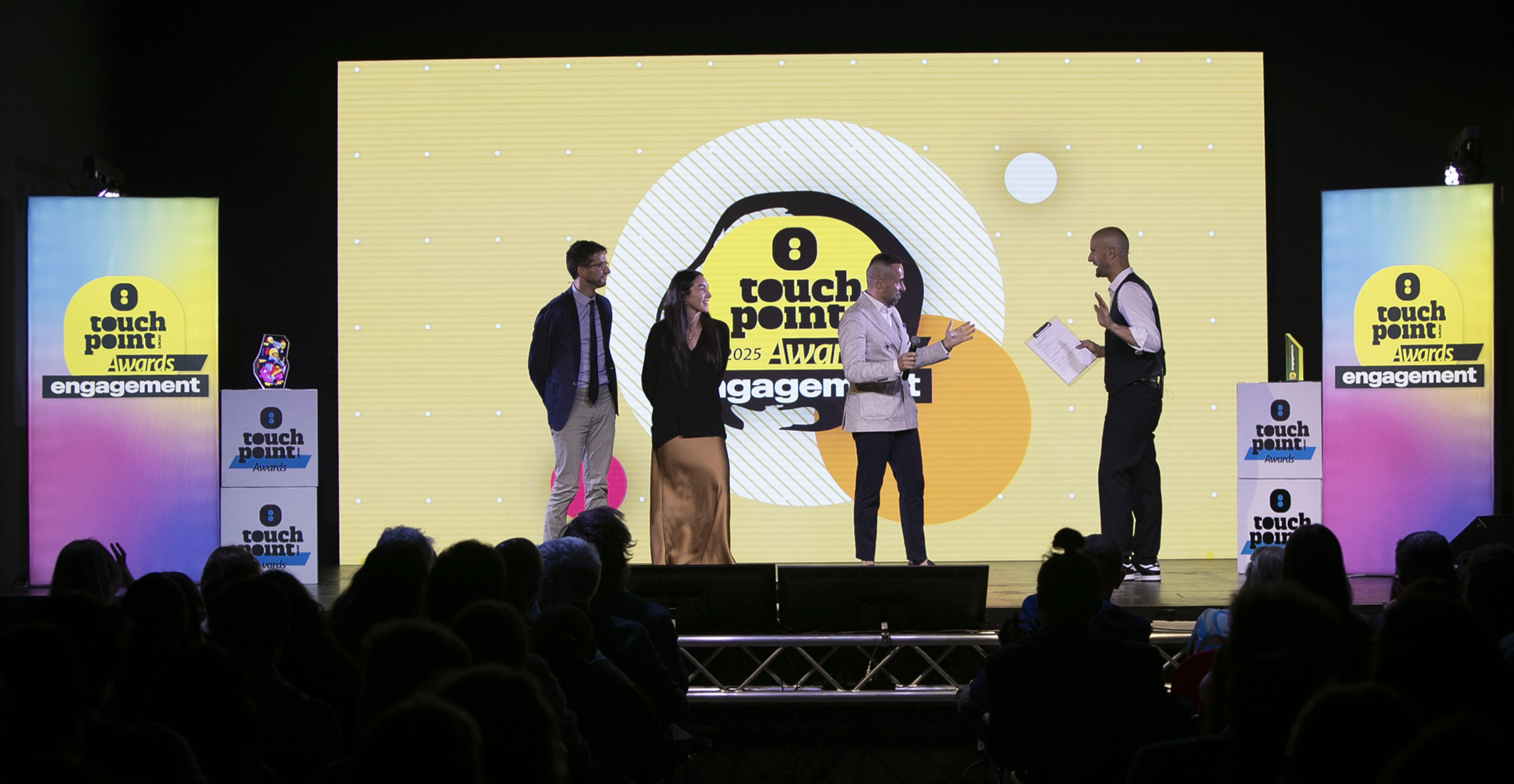 DD e VIS ai touchpoint engagement awards
