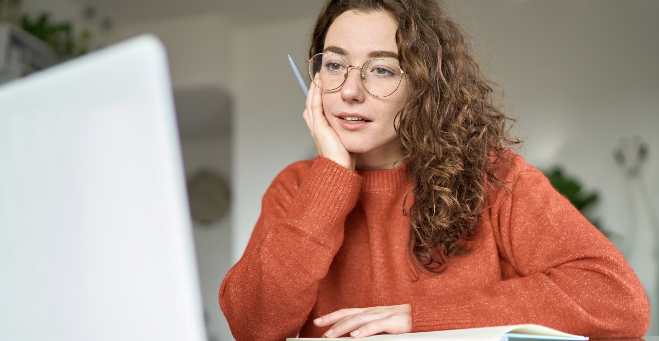 Ragazza al pc